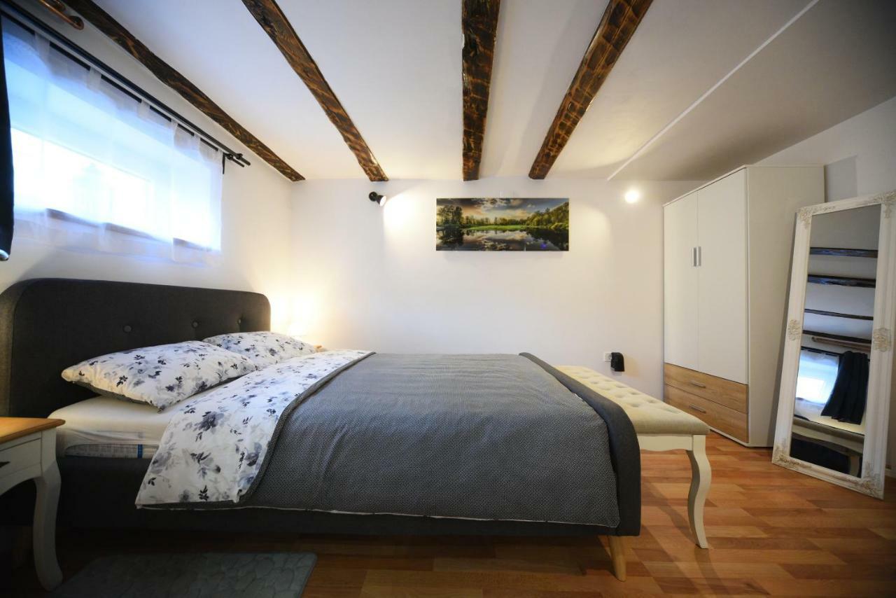 Galeria Apartments & Rooms Zagreb Luaran gambar